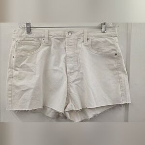 wild fable Cream High-Rise Raw Hem Denim Shorts Size 14